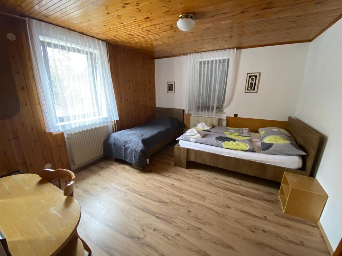 Encijan Apartments Log pod Mangartom Bagian luar foto