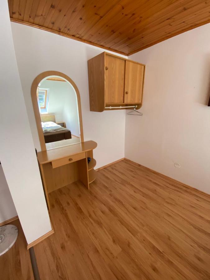 Encijan Apartments Log pod Mangartom Bagian luar foto